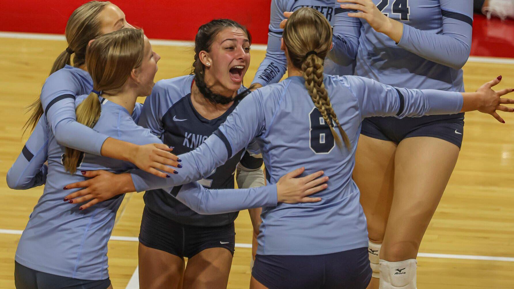 Mater Dei moves one victory from defending Class 2A girls volleyball state title